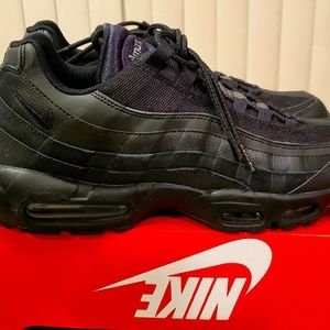 Nike Air Max 95 Triple Black